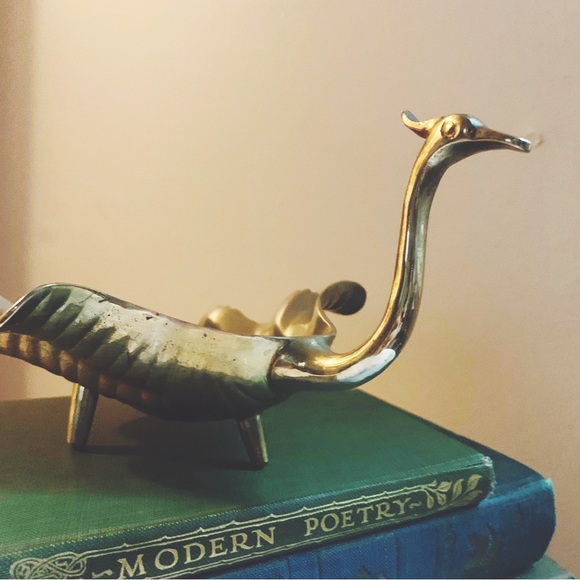Vintage solid brass peacock/swan shaped trinket dish - Picture 4 of 9